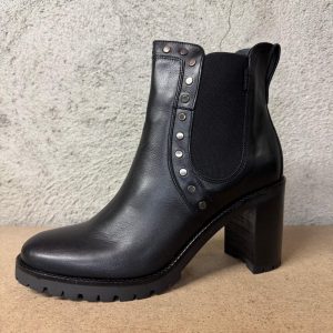 Boti Nero Giardini Negre