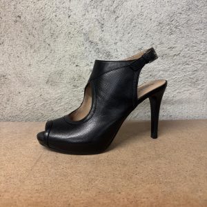 Oberta Darrera Nero Giardini Negre