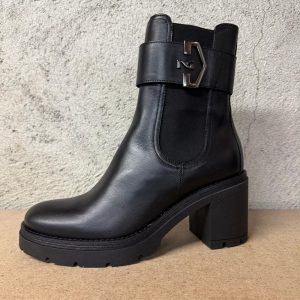 Bota Nero Giardini Negre