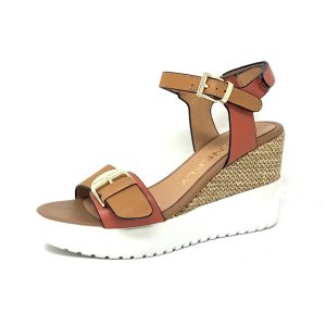 Sandalia Stonefly Marro